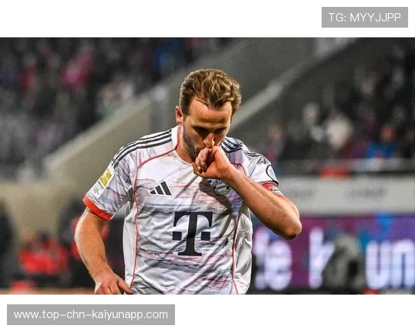 拜仁本轮换上凯恩、迪亚斯、奥利塞,是德甲史上最“贵”的换人